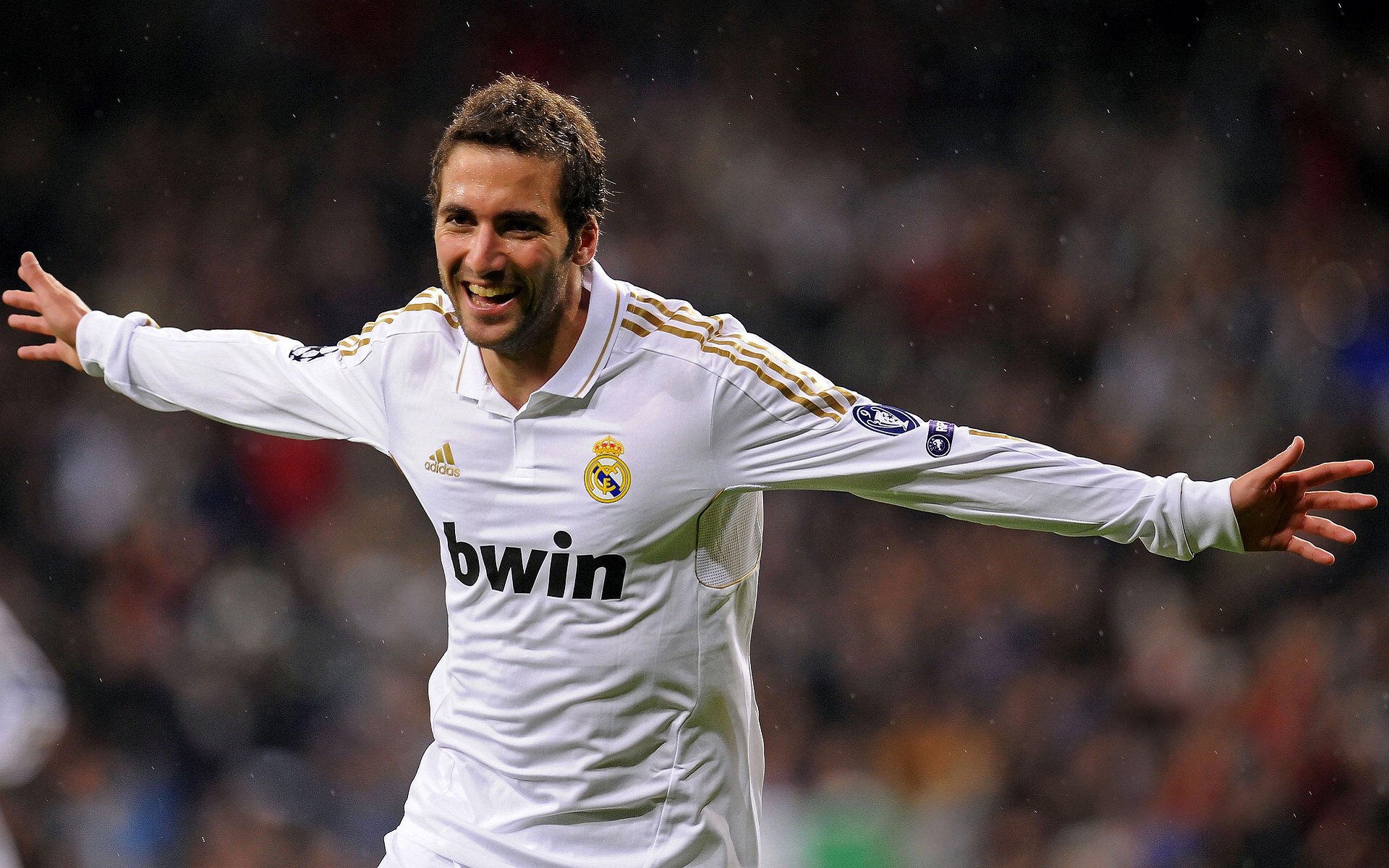 开云体育网页入口-世界杯激情战：团队合作中的闪光时刻，世界杯超燃视频